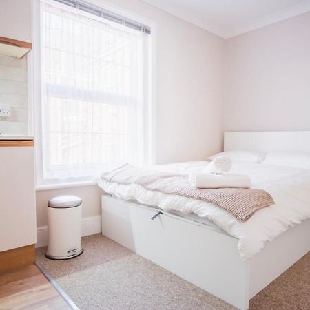Poole Stay Bagian luar foto
