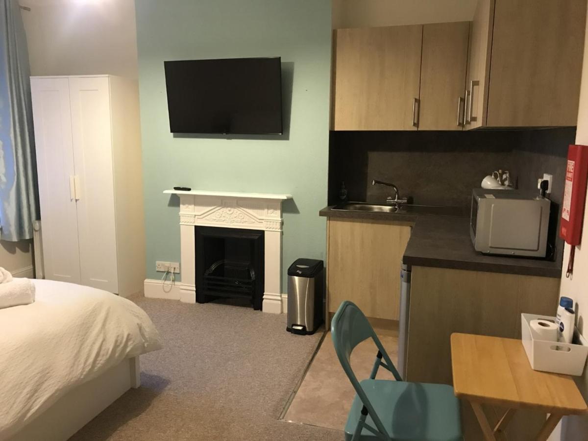 Poole Stay Bagian luar foto